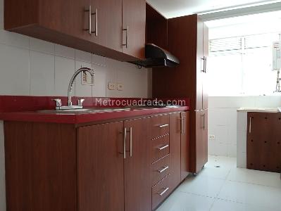 Apartamento de 2 alcobas en venta en Laureles, Medellín, 70 m² · foto 8 de 18