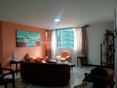 Apartamento en venta en Laureles, Medellín · foto 3 de 19