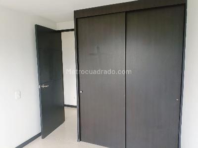 Apartamento de 3 alcobas en venta en Belen, Medellín, 63 m² · foto 14 de 19