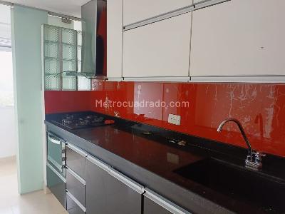 Apartamento de 3 alcobas en venta en Belen, Medellín, 63 m² · foto 4 de 19