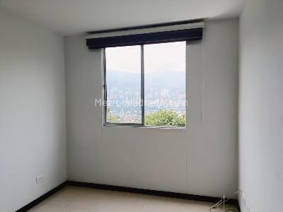 Apartamento de 3 alcobas en venta en Belen, Medellín, 63 m² · foto 8 de 19