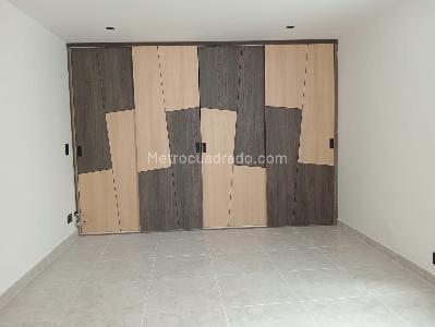 Apartamento de 3 alcobas en arriendo en Laureles, Medellín, 140 m² · foto 11 de 14