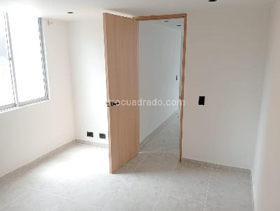 Apartamento de 3 alcobas en arriendo en Laureles, Medellín, 140 m² · foto 12 de 14