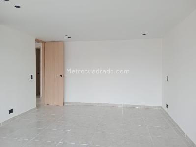 Apartamento de 3 alcobas en arriendo en Laureles, Medellín, 140 m² · foto 9 de 14