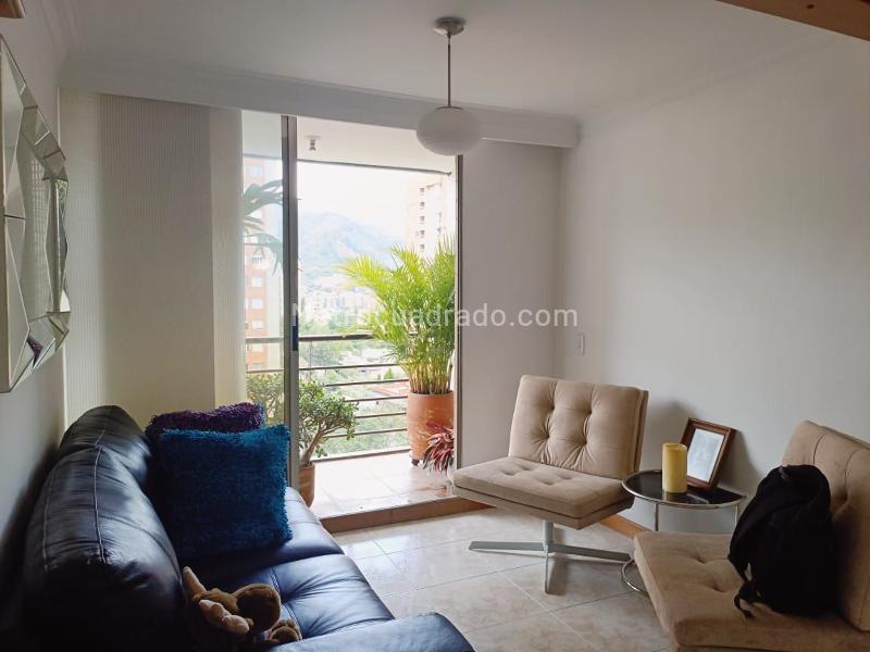 Charming 2BR Apartment in Belen - 2