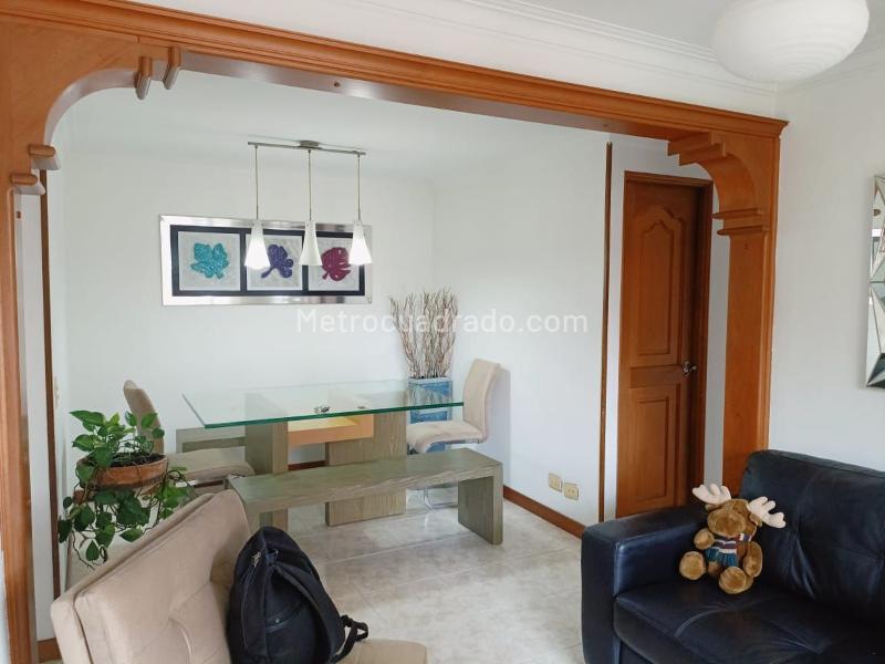 Furnished 2BR Apartment with Pool in Belen