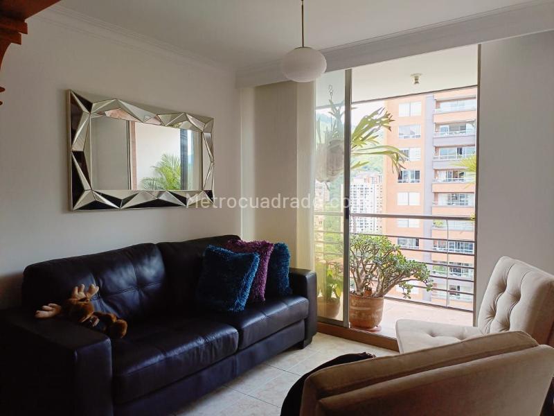 Furnished 2BR Apartment with Pool in Belen - 4