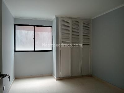 Apartamento en arriendo en Laureles, Medellín · foto 14 de 18