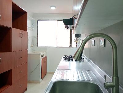 Apartamento en arriendo en Laureles, Medellín · foto 5 de 18
