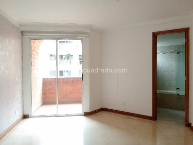 Apartamento en venta en Laureles, Medellín · foto 10 de 19