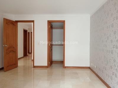 Apartamento en venta en Laureles, Medellín · foto 11 de 19