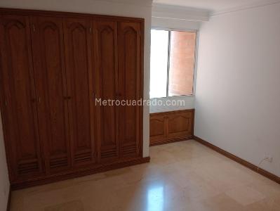 Apartamento en venta en Laureles, Medellín · foto 15 de 19