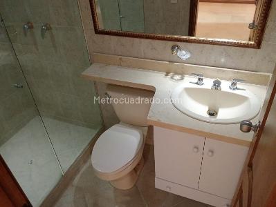 Apartamento en venta en Laureles, Medellín · foto 17 de 19