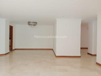 Apartamento en venta en Laureles, Medellín · foto 2 de 19