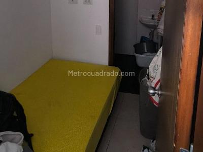 Apartamento de 3 alcobas en venta en Laureles, Medellín, 134 m² · foto 10 de 14
