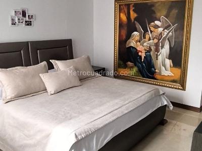 Apartamento de 3 alcobas en venta en Laureles, Medellín, 134 m² · foto 6 de 14