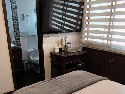Apartamento de 3 alcobas en venta en Laureles, Medellín, 134 m² · foto 7 de 14