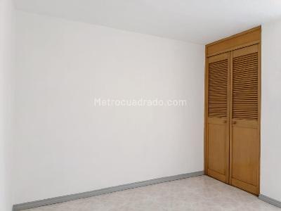 Apartamento de 3 alcobas en arriendo en Belen, Medellín, 100 m² · foto 10 de 15