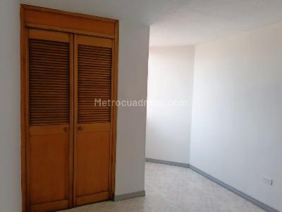 Apartamento de 3 alcobas en arriendo en Belen, Medellín, 100 m² · foto 11 de 15