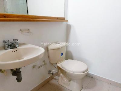 Apartamento de 3 alcobas en arriendo en Belen, Medellín, 100 m² · foto 15 de 15