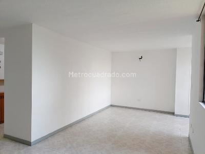 Apartamento de 3 alcobas en arriendo en Belen, Medellín, 100 m² · foto 2 de 15