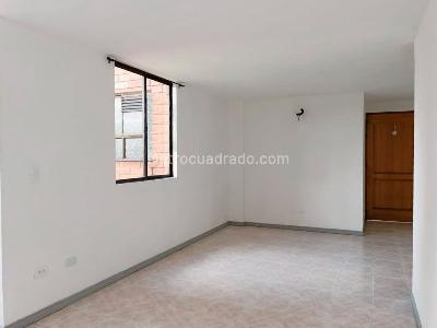 Apartamento de 3 alcobas en arriendo en Belen, Medellín, 100 m² · foto 3 de 15