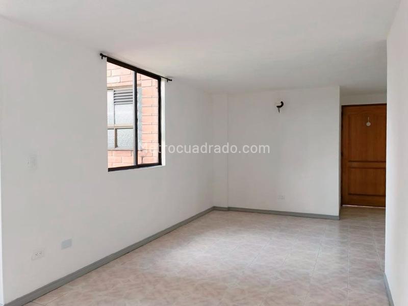 Apartamento de 3 Alcobas con Estudio en Belén - 3