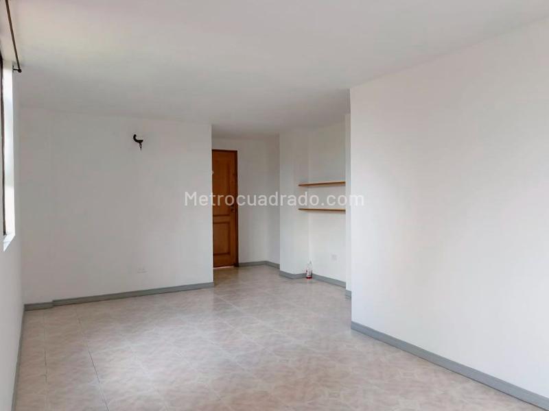 Apartamento de 3 Alcobas con Estudio en Belén - 5
