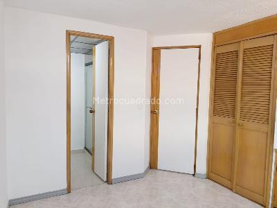 Apartamento de 3 alcobas en arriendo en Belen, Medellín, 100 m² · foto 9 de 15