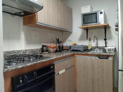 Apartamento en venta en Laureles, Medellín · foto 7 de 20