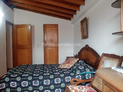 Apartamento de 3 alcobas en venta en Laureles, Medellín, 167 m² · foto 12 de 19