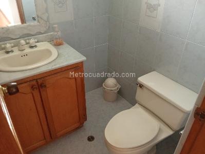 Apartamento de 3 alcobas en venta en Laureles, Medellín, 167 m² · foto 16 de 19