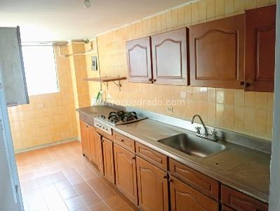 Apartamento de 4 alcobas en venta en Laureles, Medellín, 213 m² · foto 7 de 20