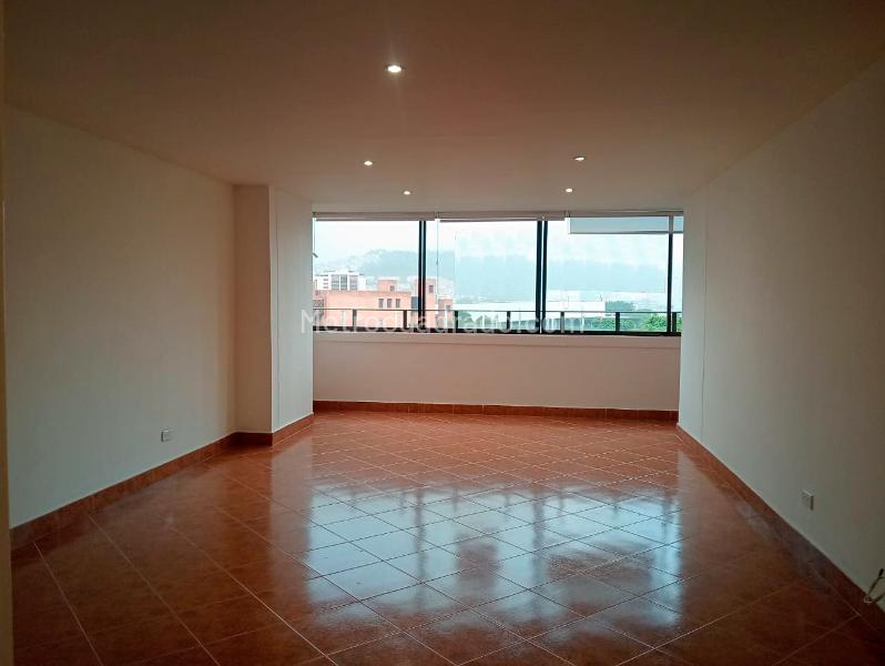 3BR Apartment in LAURELES (115 m²)