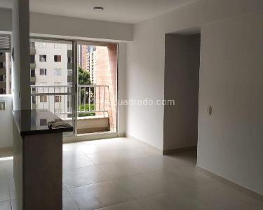 Apartamento en arriendo en Belen, Medellín · foto 2 de 10
