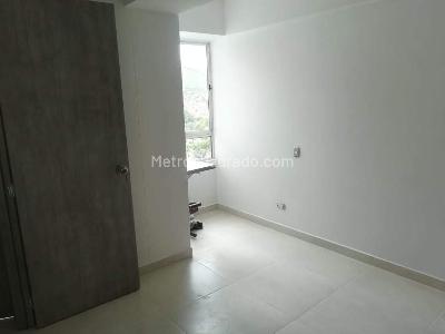 Apartamento en arriendo en Belen, Medellín · foto 8 de 10