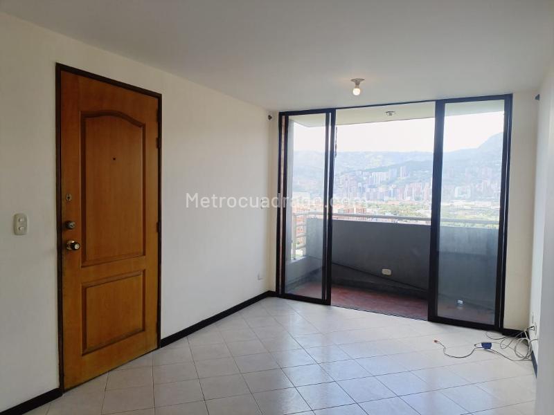 Apartamento de 3 Alcobas en Belén con Piscina, Gimnasio y Parqueadero Cubierto - 2