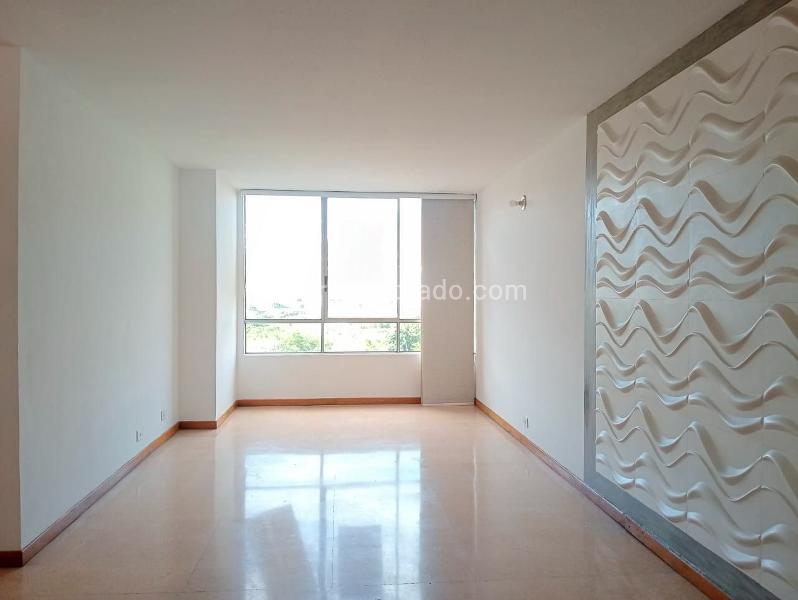 Apartamento Elegante de 3 Alcobas Cerca a Servicios en Laureles