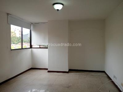 Apartamento en venta en Laureles, Medellín · foto 10 de 19