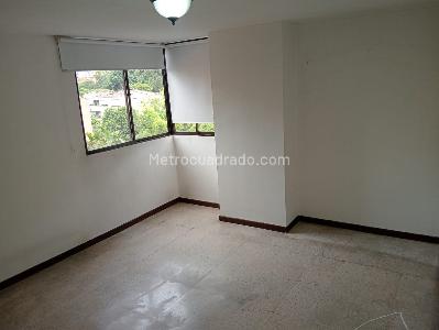 Apartamento en venta en Laureles, Medellín · foto 12 de 19