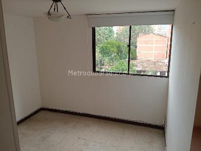 Apartamento en venta en Laureles, Medellín · foto 13 de 19