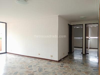 Apartamento en venta en Laureles, Medellín · foto 3 de 19