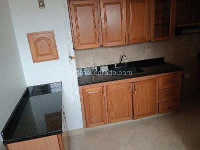 Apartamento en venta en Laureles, Medellín · foto 9 de 19