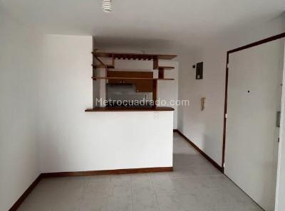 Apartamento en arriendo en Belen, Medellín · foto 3 de 12
