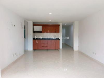 Apartamento en arriendo en Belen, Medellín · foto 4 de 16