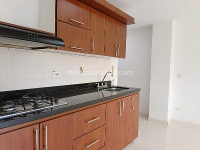 Apartamento en arriendo en Belen, Medellín · foto 6 de 16