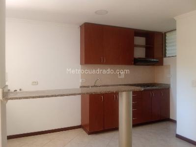 Apartamento en venta en Laureles, Medellín · foto 7 de 19
