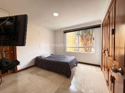Apartamento en venta en Laureles, Medellín · foto 12 de 19