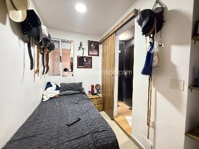 Apartamento en venta en Laureles, Medellín · foto 14 de 19