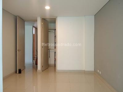 Apartamento de 3 alcobas en venta en Laureles, Medellín, 94 m² · foto 8 de 17